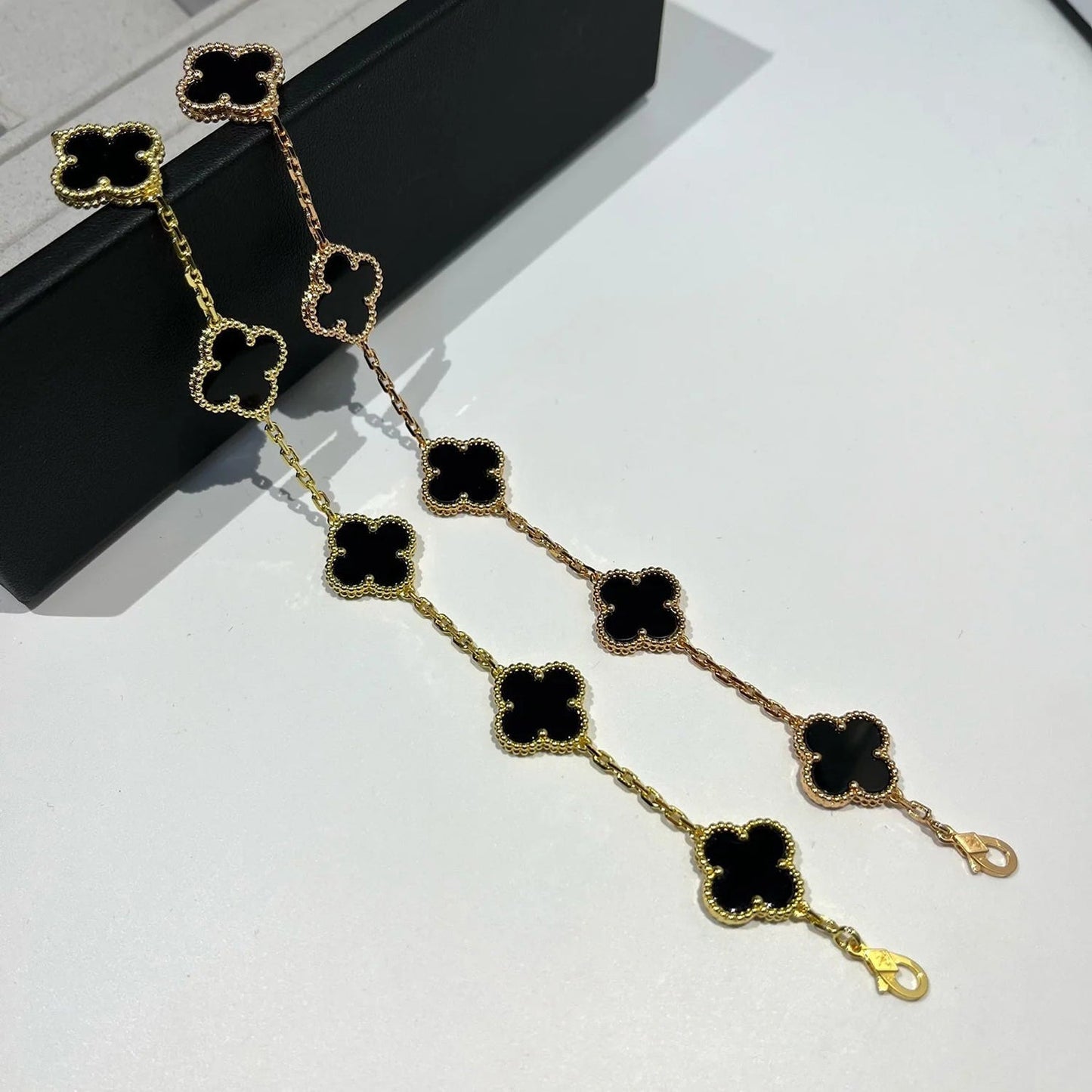 [GALE] CLOVER 5 MOTIF ONYXS BRACELET COLLECTION