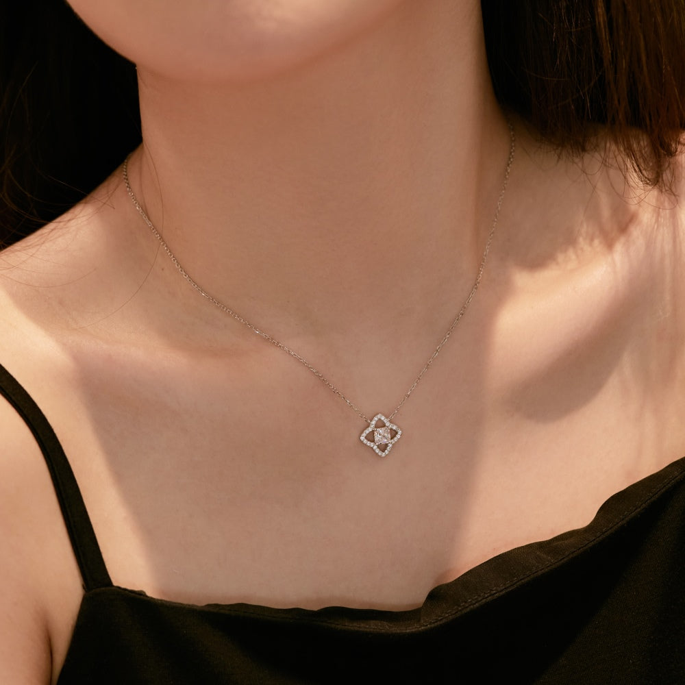[GALE]Exquisite Flower Shape Princess Cut Necklace