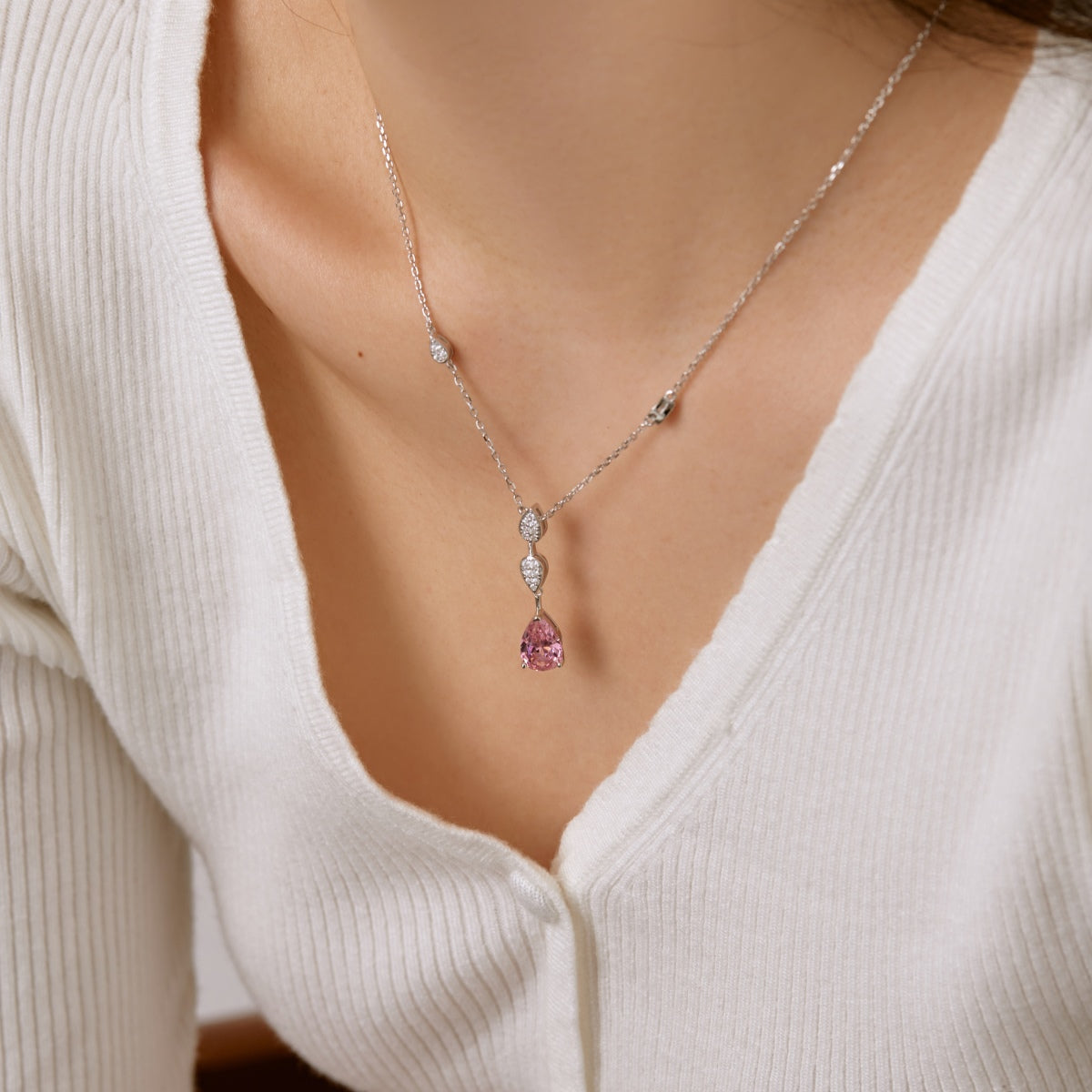 [GALE]Dazzling Pear Cut Necklace