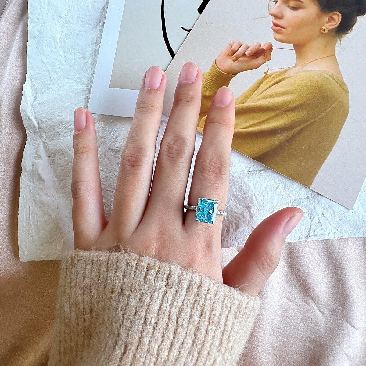 [GALE]4.0 Carat Luxurious Engagement Ring