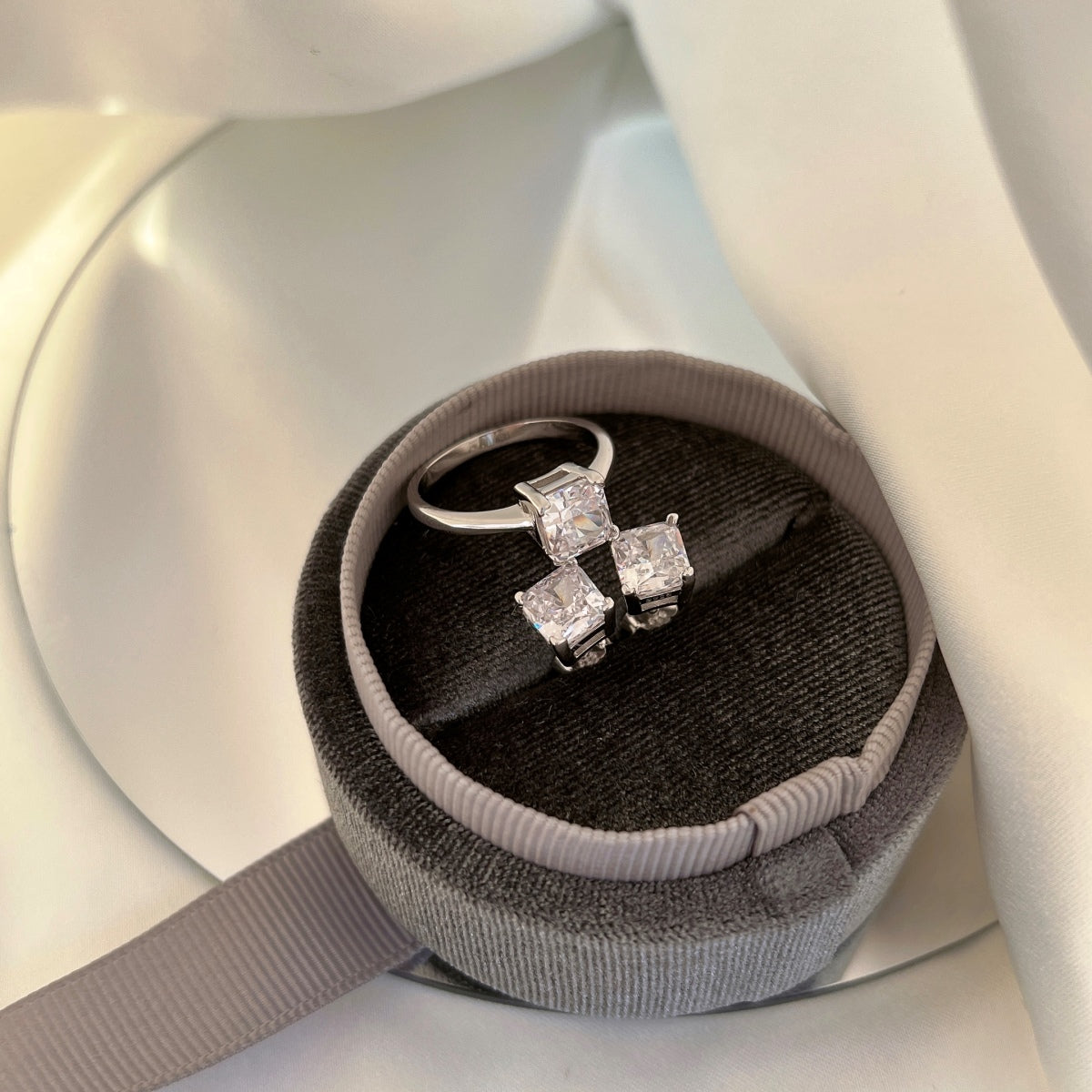 [GALE]1.0 Carat Radiant Princess Cut Wedding Earrings