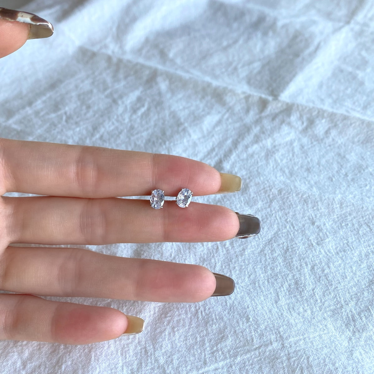 [GALE]Oval Classic Dignified Elegant Earrings