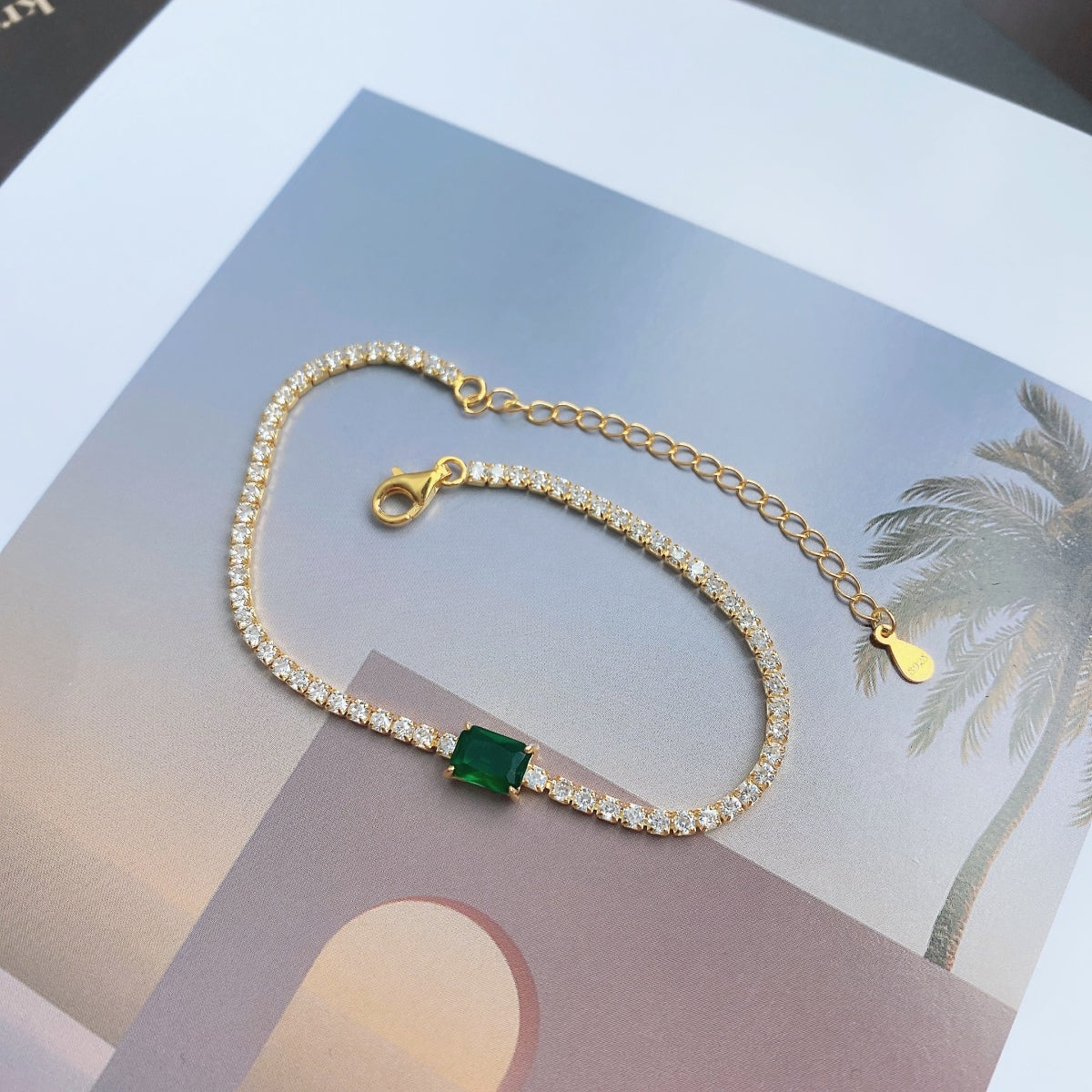 [GALE]1.0 Carat Unique Emerald Cut Banquet Bracelet