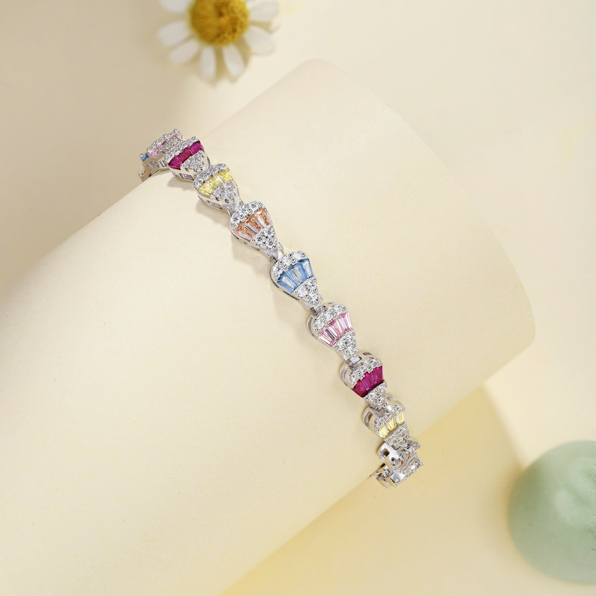 [GALE]Radiant Water Drop Shape Daily Bracelet