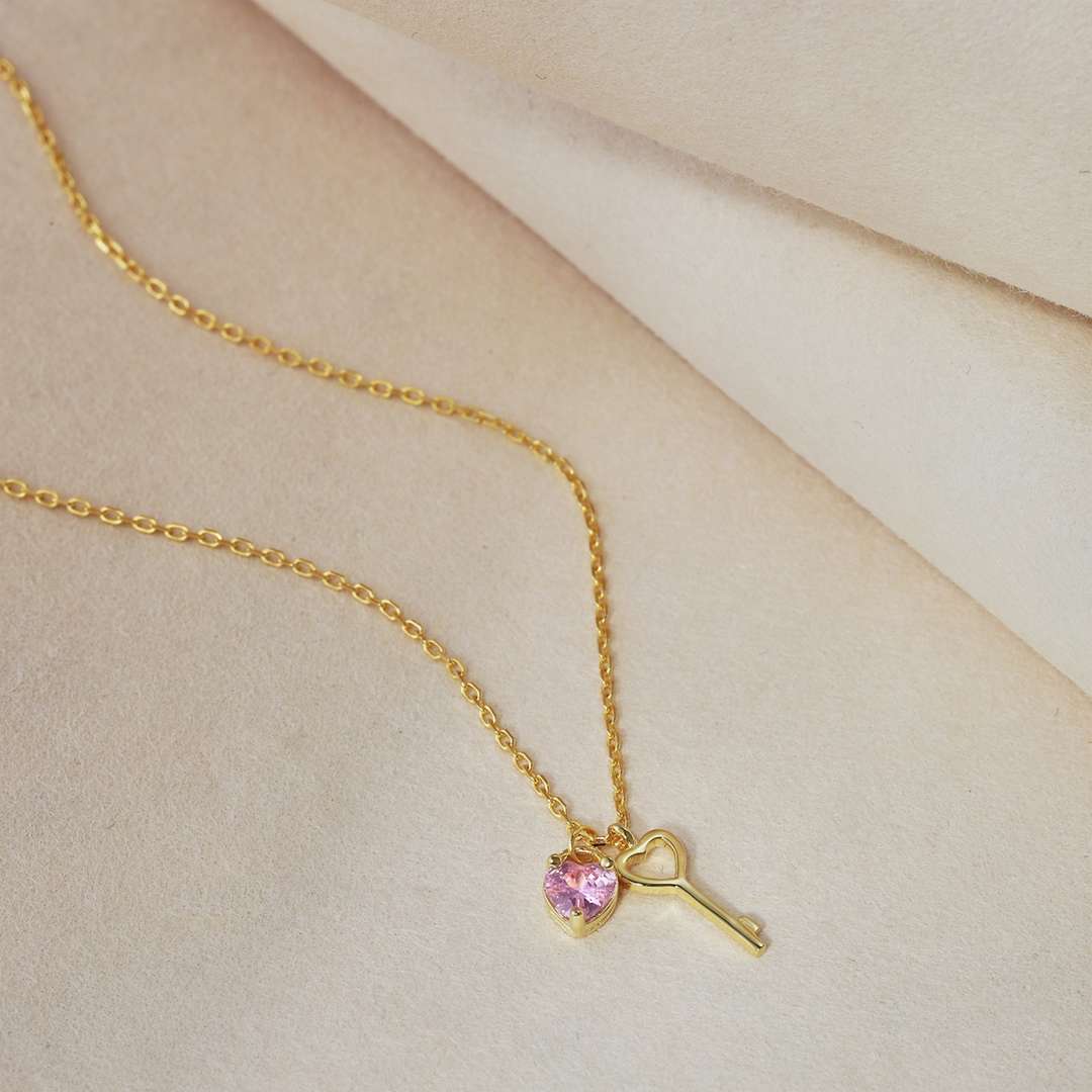 [GALE]Unique Heart Shape Key Pendent Necklace