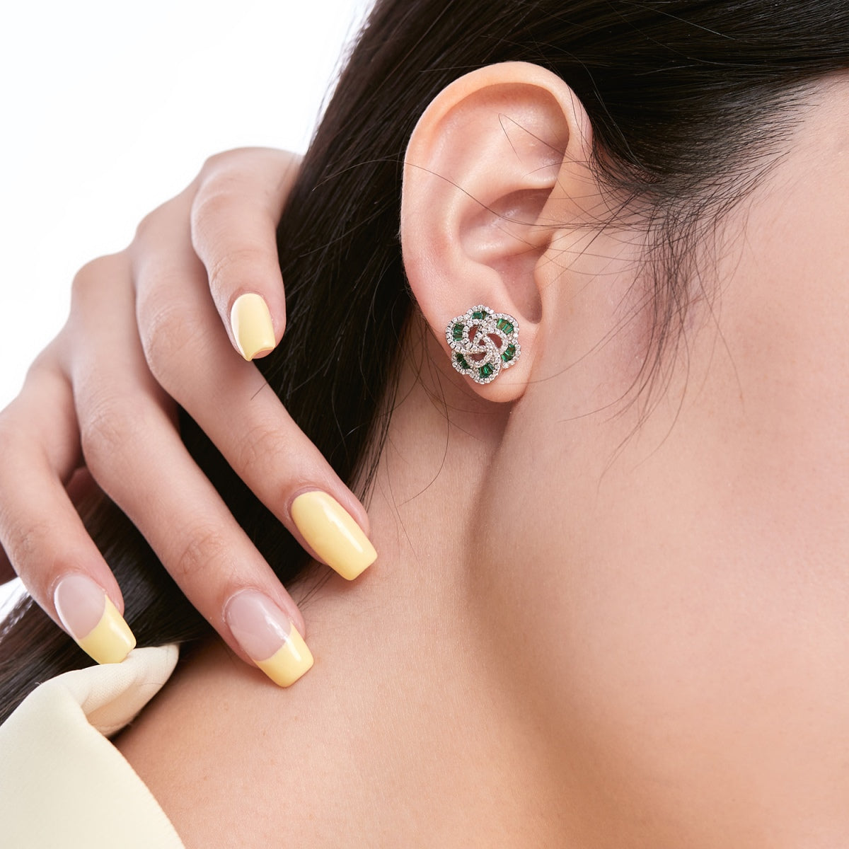 [GALE]Exquisite Flower Shape Daily Earrings