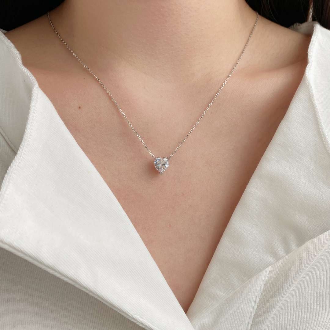 [GALE]Heart Shape Main Stone Pendant Collarbone Necklace