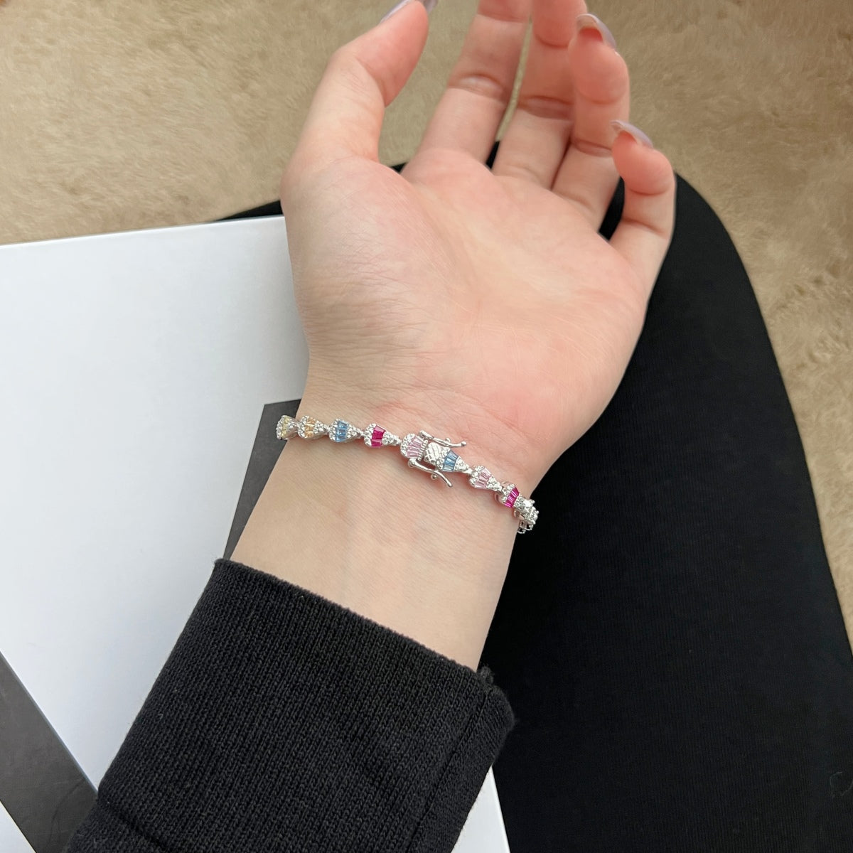 [GALE]Radiant Water Drop Shape Daily Bracelet