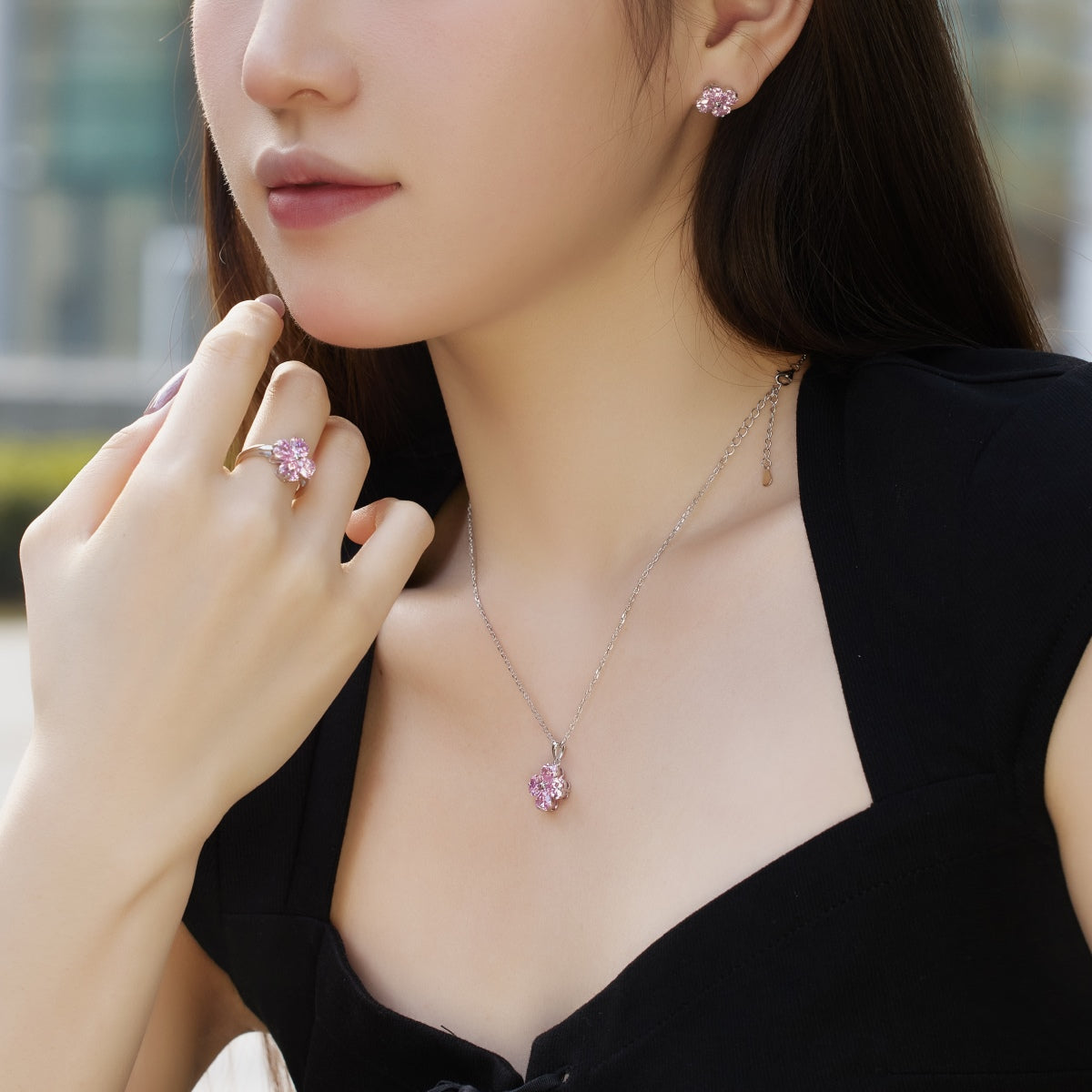 [GALE]Four-Leaf Clover Ball Earrings