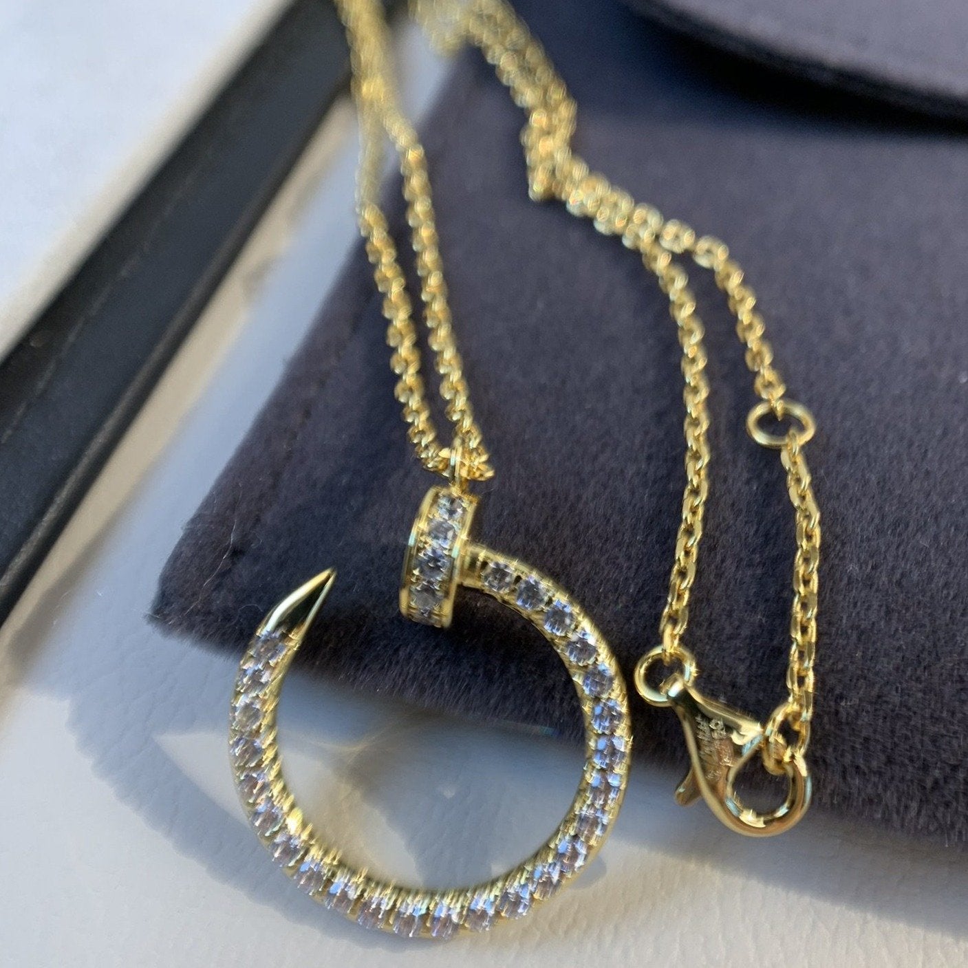 [GALE]JUSTE-HALSKETTE MIT GOLDDIAMANTEN 