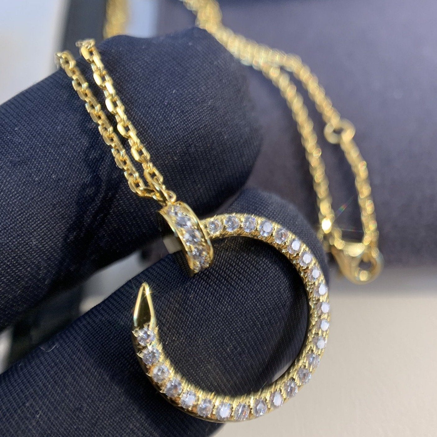 [GALE]JUSTE-HALSKETTE MIT GOLDDIAMANTEN 