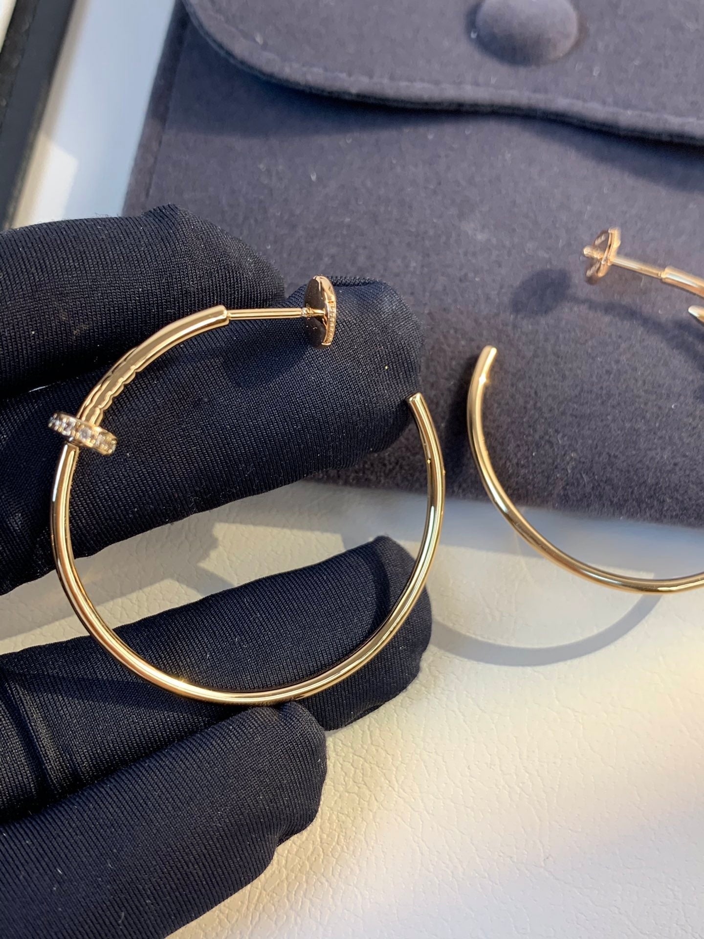 [GALE] JUSTE OHRRINGE GOLD DIAMANTEN 1,8 MM 