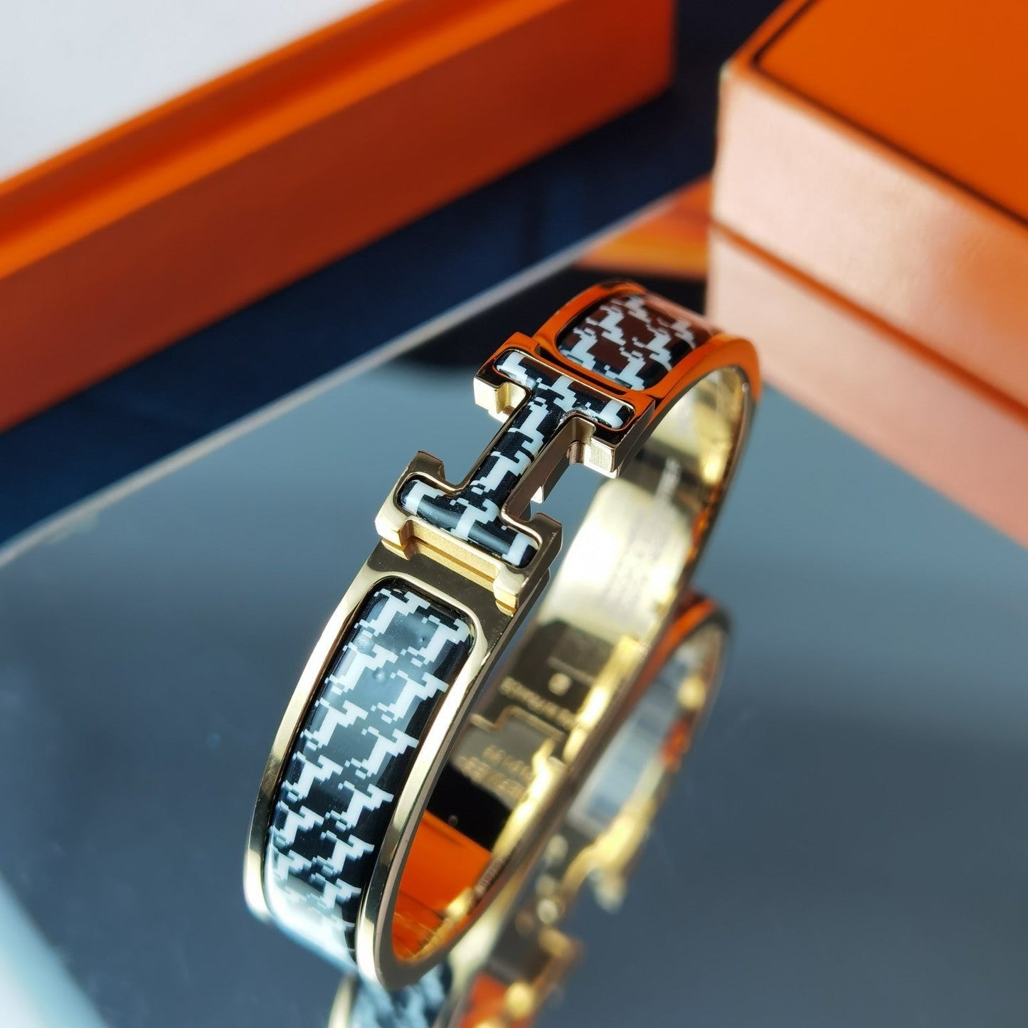 [ゲイル]H ホース ブレスレット 12mm