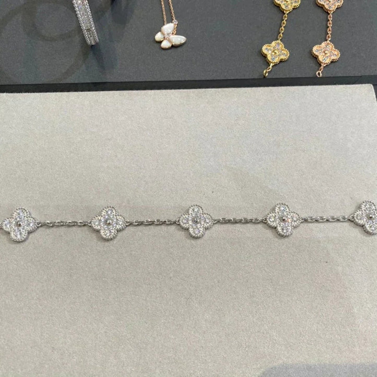 [GALE] CLOVER 5 MOTIF FULL DIAMOND BRACELET COLLECTION