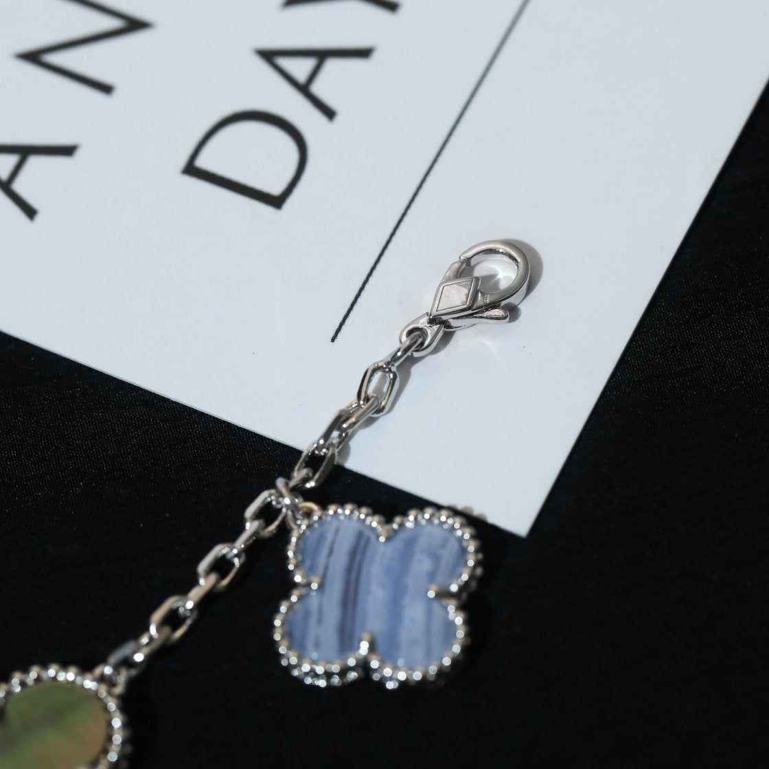 [GALE]CLOVER BRACELET 5 MOTIFS MOP CHALCEDONY SILVER
