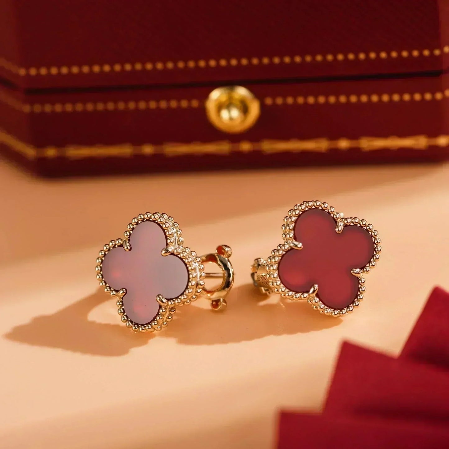 [GALE]CLOVER MEDIUM 1 MOTIFS CARNELIAN  EARRINGS
