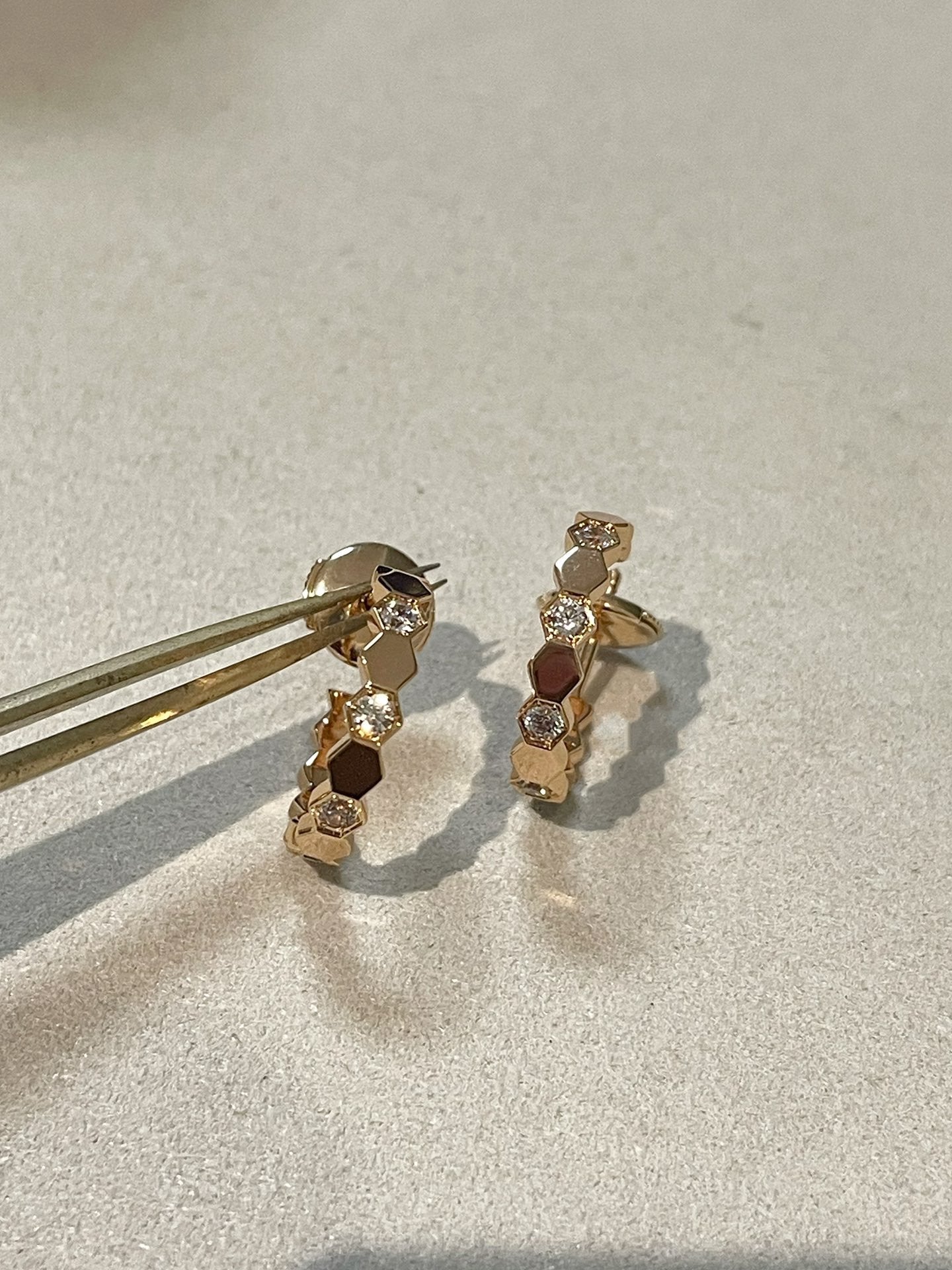 [GALE] Hohler Ring in Form eines vierblättrigen Kleeblatts