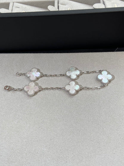 [GALE]CLOVER WHITE PEARL MOP 5 MOTIF BRACELET COLLECTION