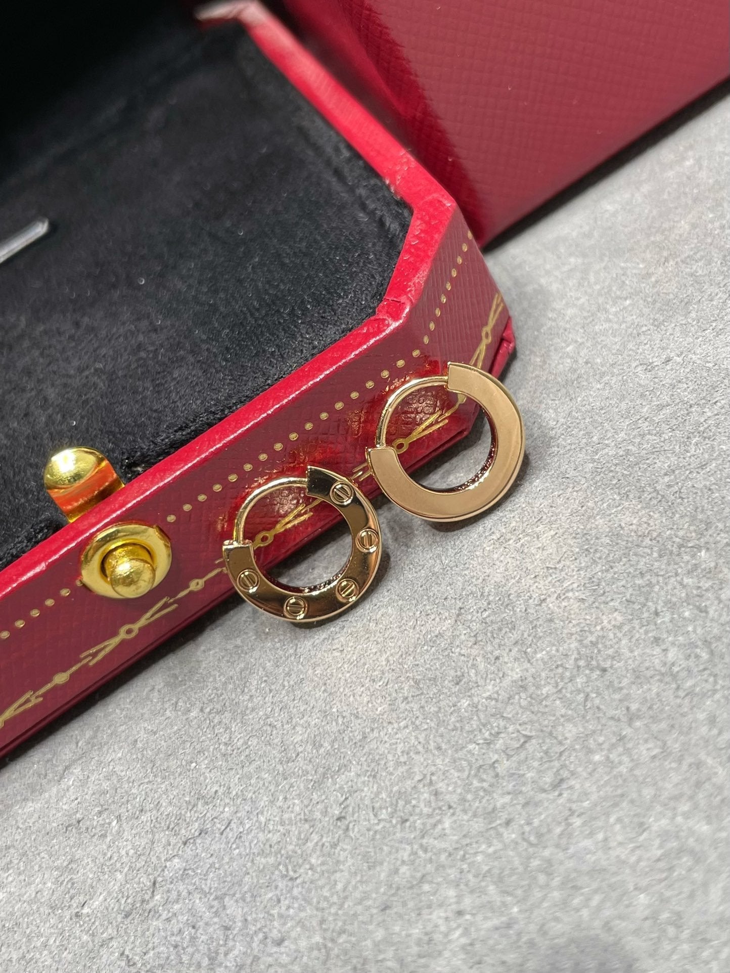 [GALE] LOVE MINI-OHRRINGE
