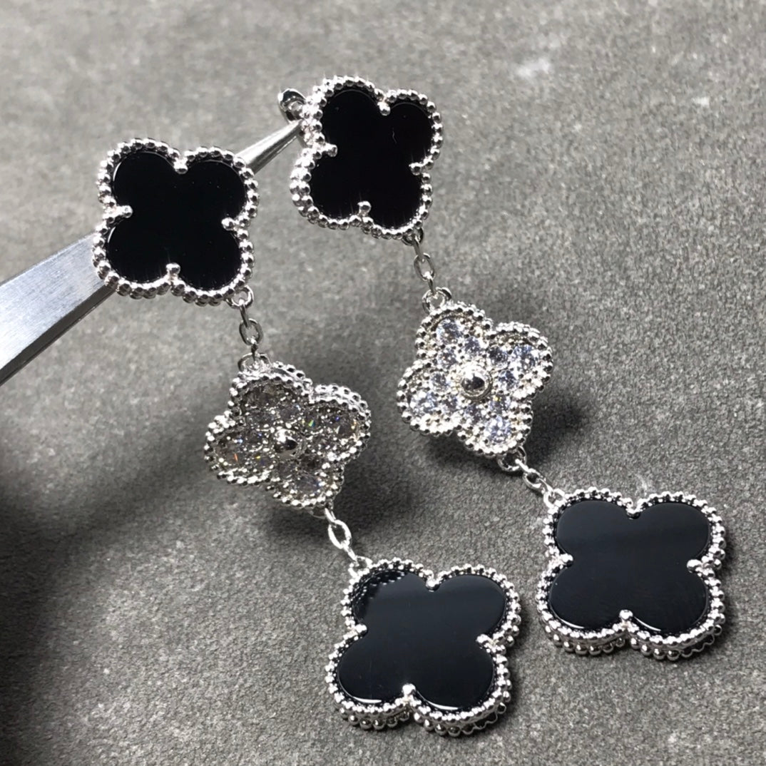 [GALE]CLOVER 3 MOTIF DIAMOND ONYX SILBER OHRRINGE