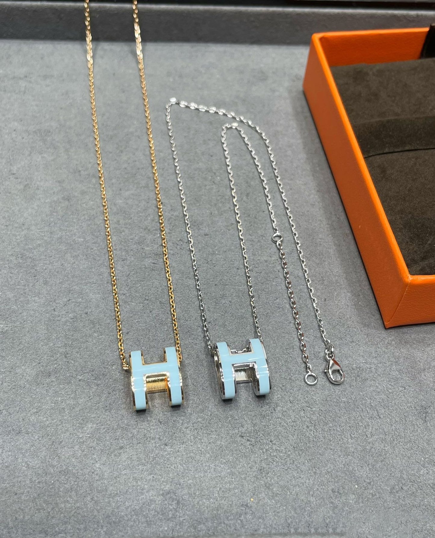 [GALE]POP H HIMMELBLAUE KETTE