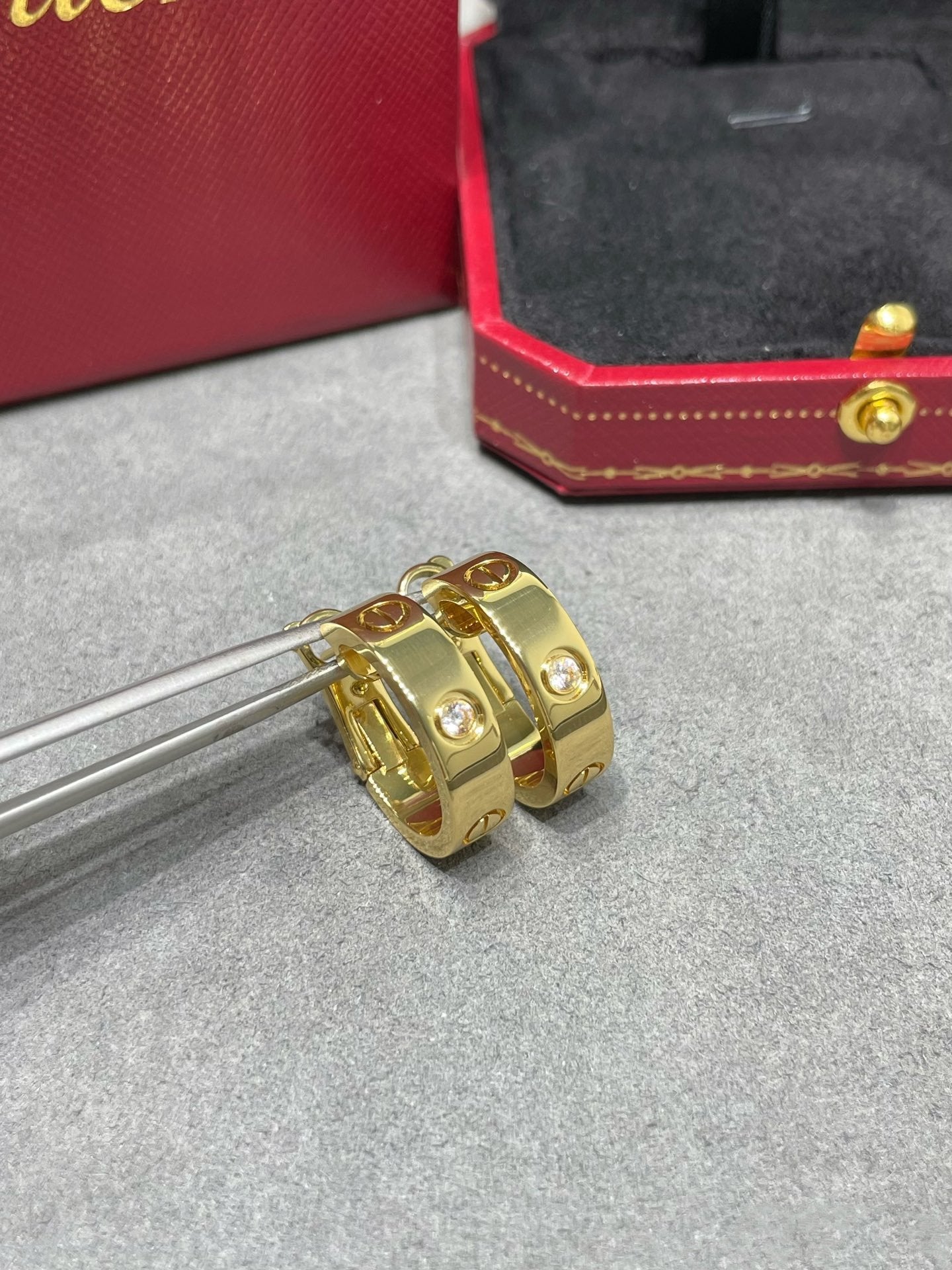 [GALE] LOVE 5,5 MM 1 DIAMANT-OHRRINGE