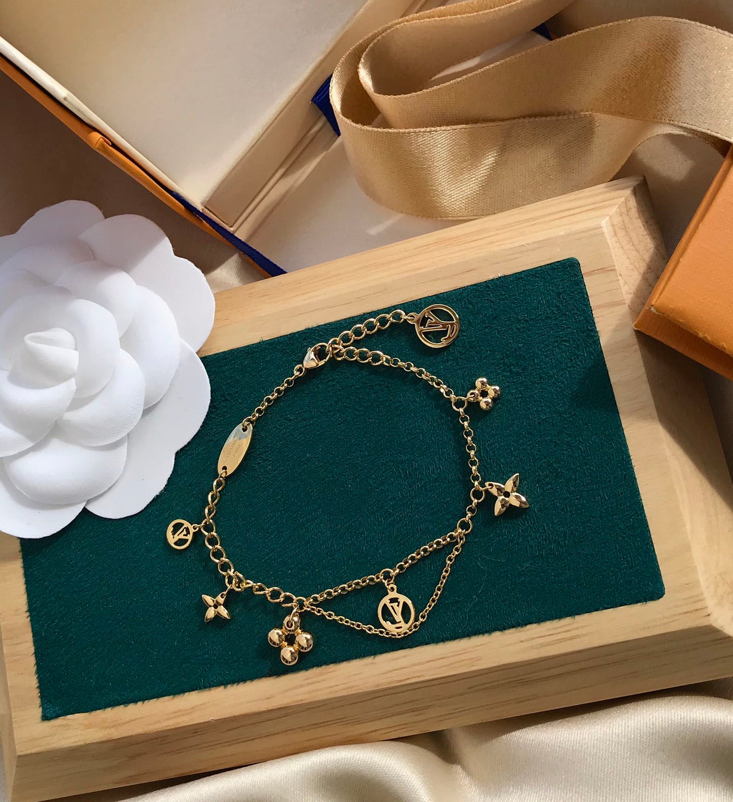 [GALE]BLOOMING PINK GOLD MOP BRACELET