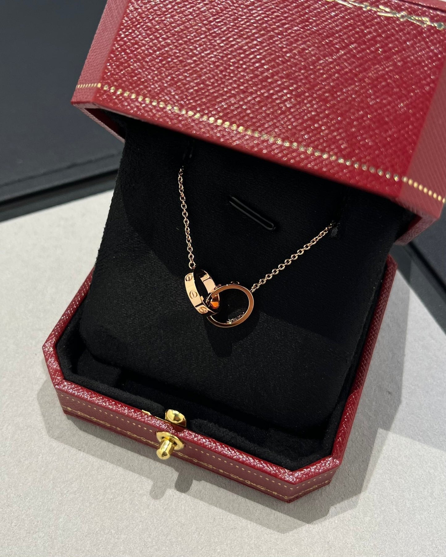 [GALE] Liebeskette mit Doppelring, Roségold 