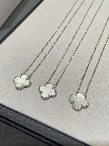 [GALE]CLOVER MEDIUM SILVER WHITE MOP NECKLACE