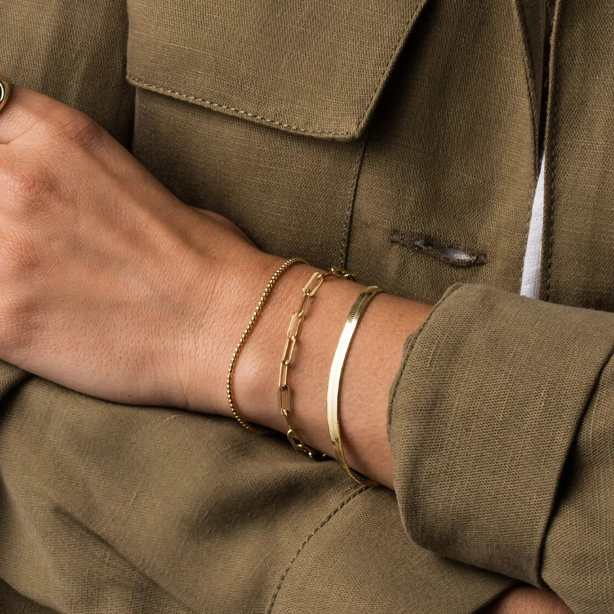 [GALE]Ellaine Gold Herringbone Bracelet