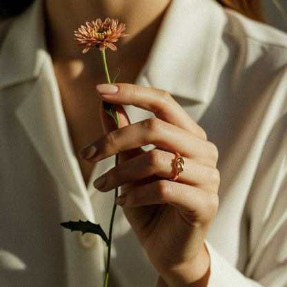 [GALE]Bellara Gold Knot Ring