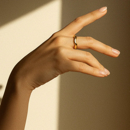 [GALE]Lunaria Gold Wave Ring