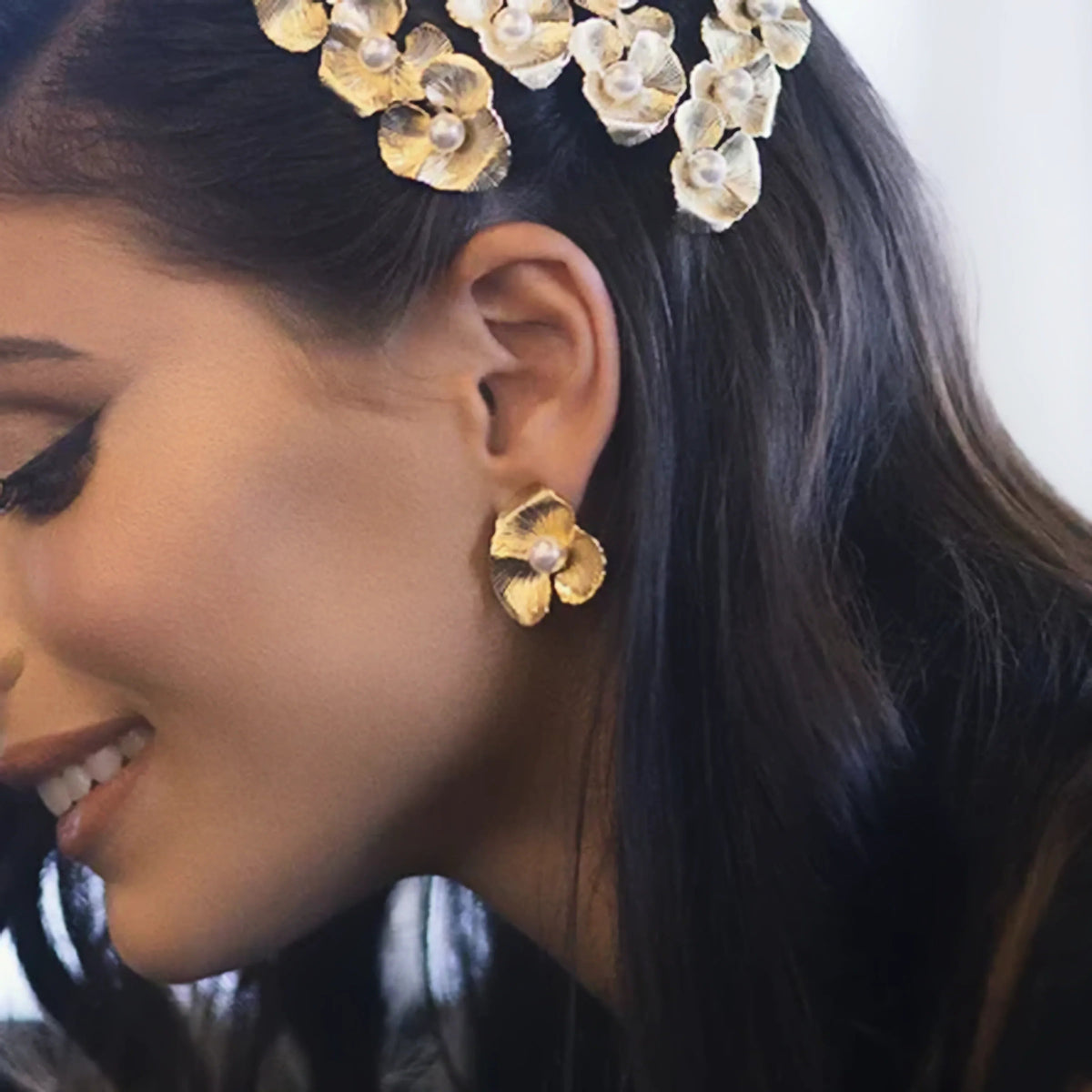 [GALE]Klara Floral Pearl Earrings