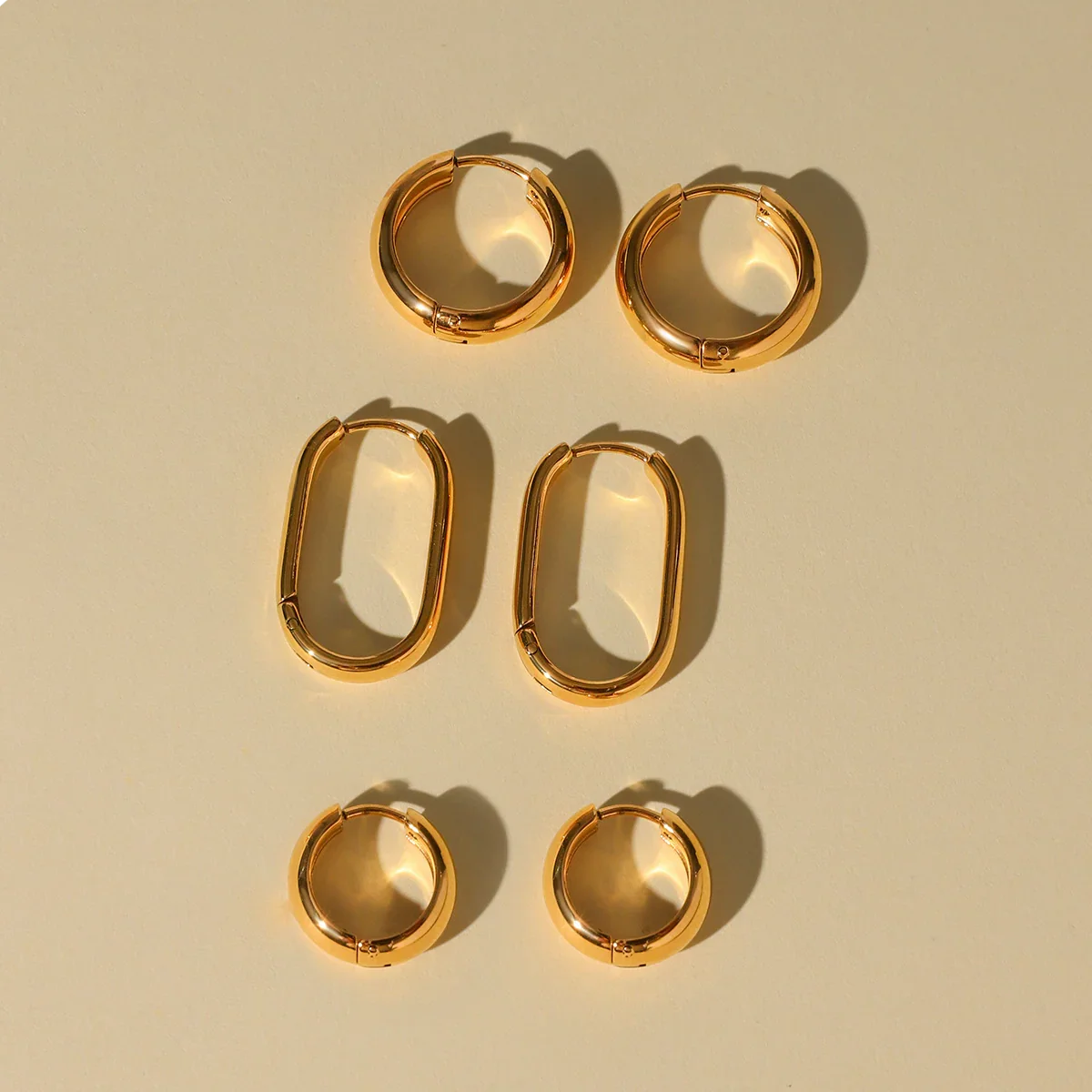 [GALE]Clarabelle Staple Gold Hoops Bundle
