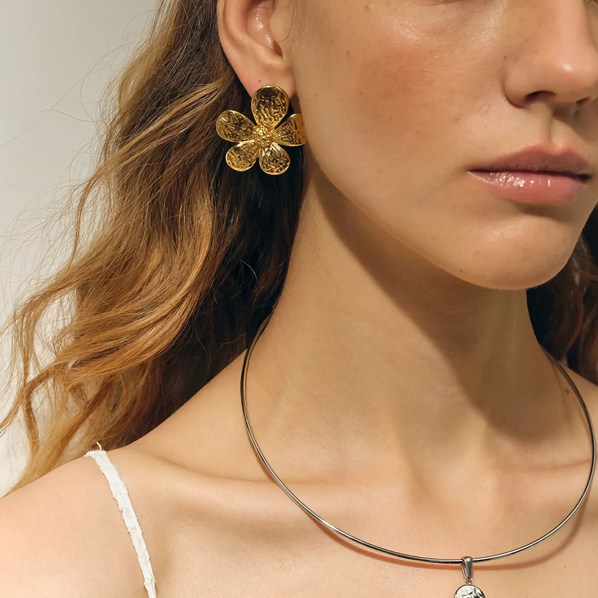 [GALE]Daisy Gold Earrings