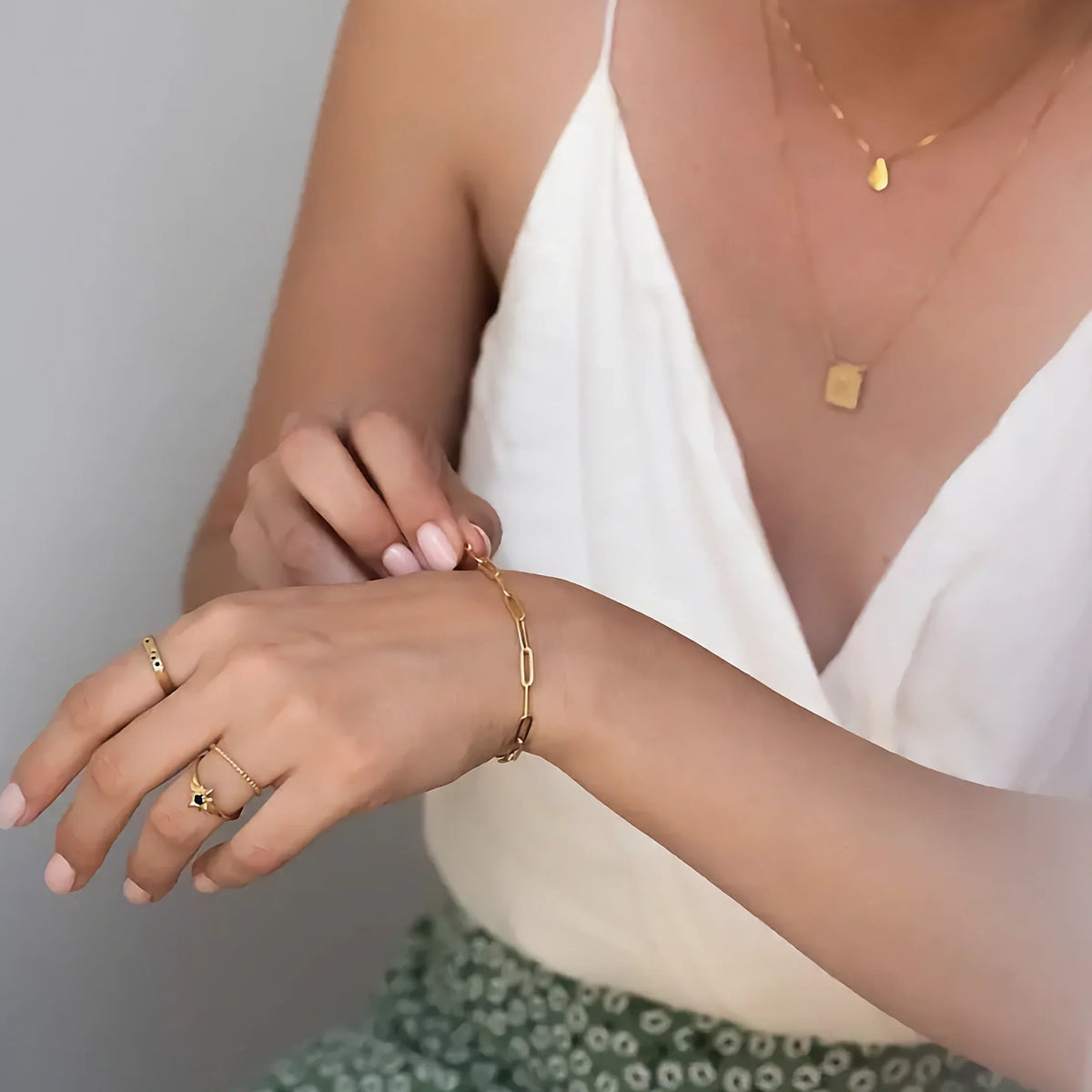 [GALE]Eloise Gold Paperclip Bracelet