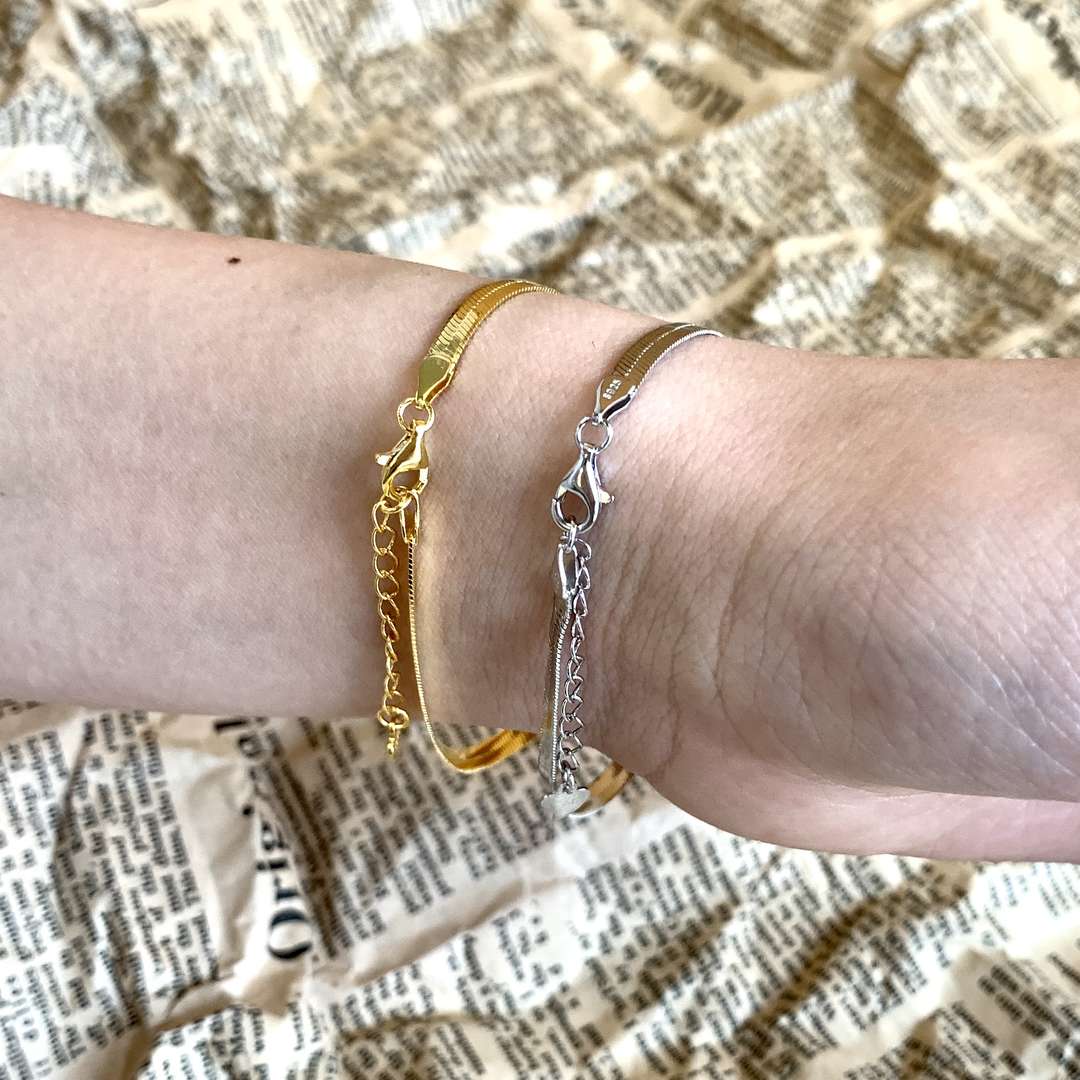 [GALE]Flat Snake Bone Chain Blade Necklace