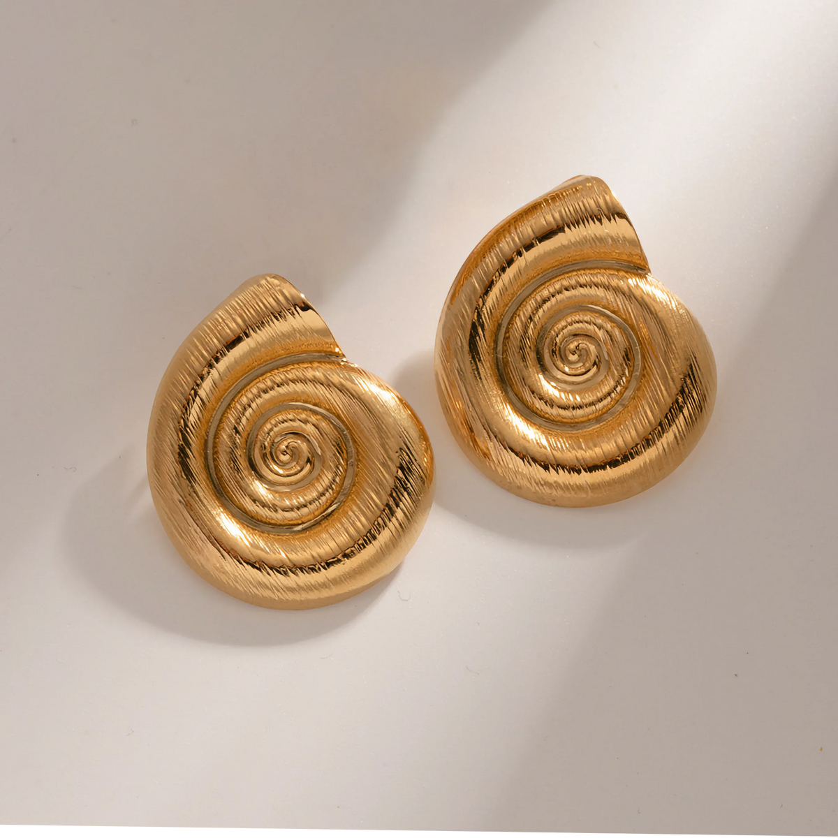 [GALE]Nauticia Gold Shell Earrings