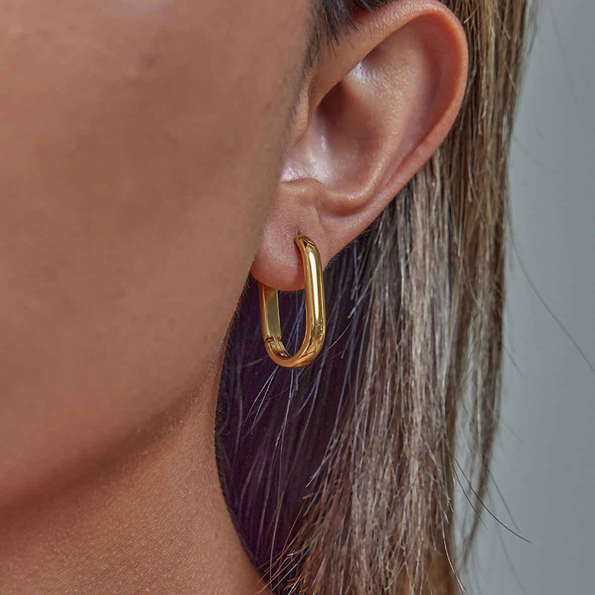 [GALE]Clarabelle Staple Gold Hoops Bundle