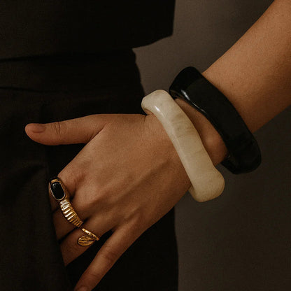 [GALE]Avaria Acrylic Bangle