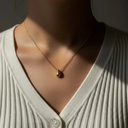 [GALE]Marcelline Gold Teardrop Pendant