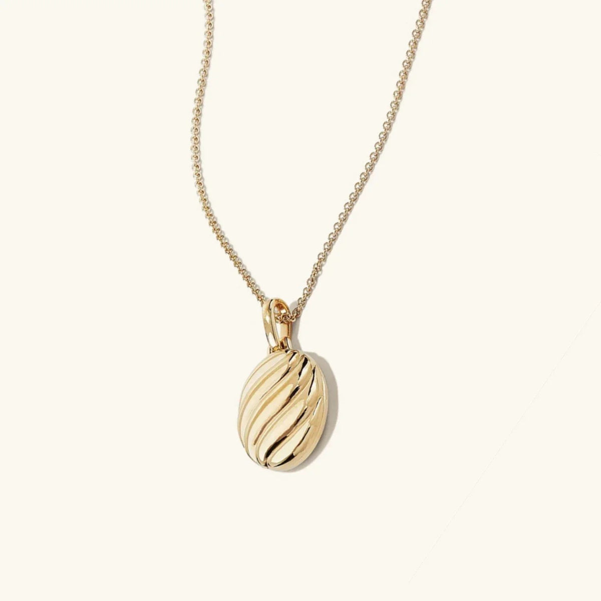 [GALE]Linda Gold Croissant Necklace