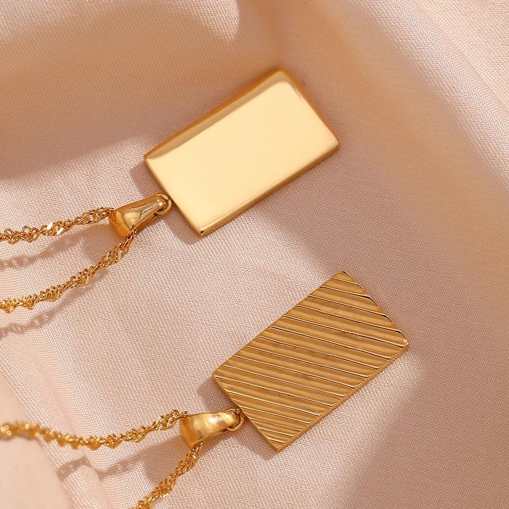 [GALE]Dahlia Gold Necklace