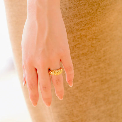 [GALE]Amaia Gold Croissant Ring