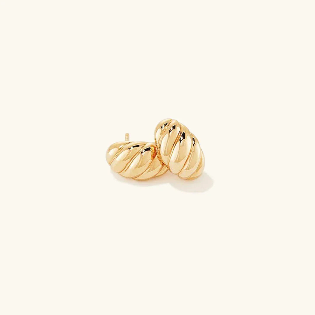 [GALE]Croissant Huggie Earrings