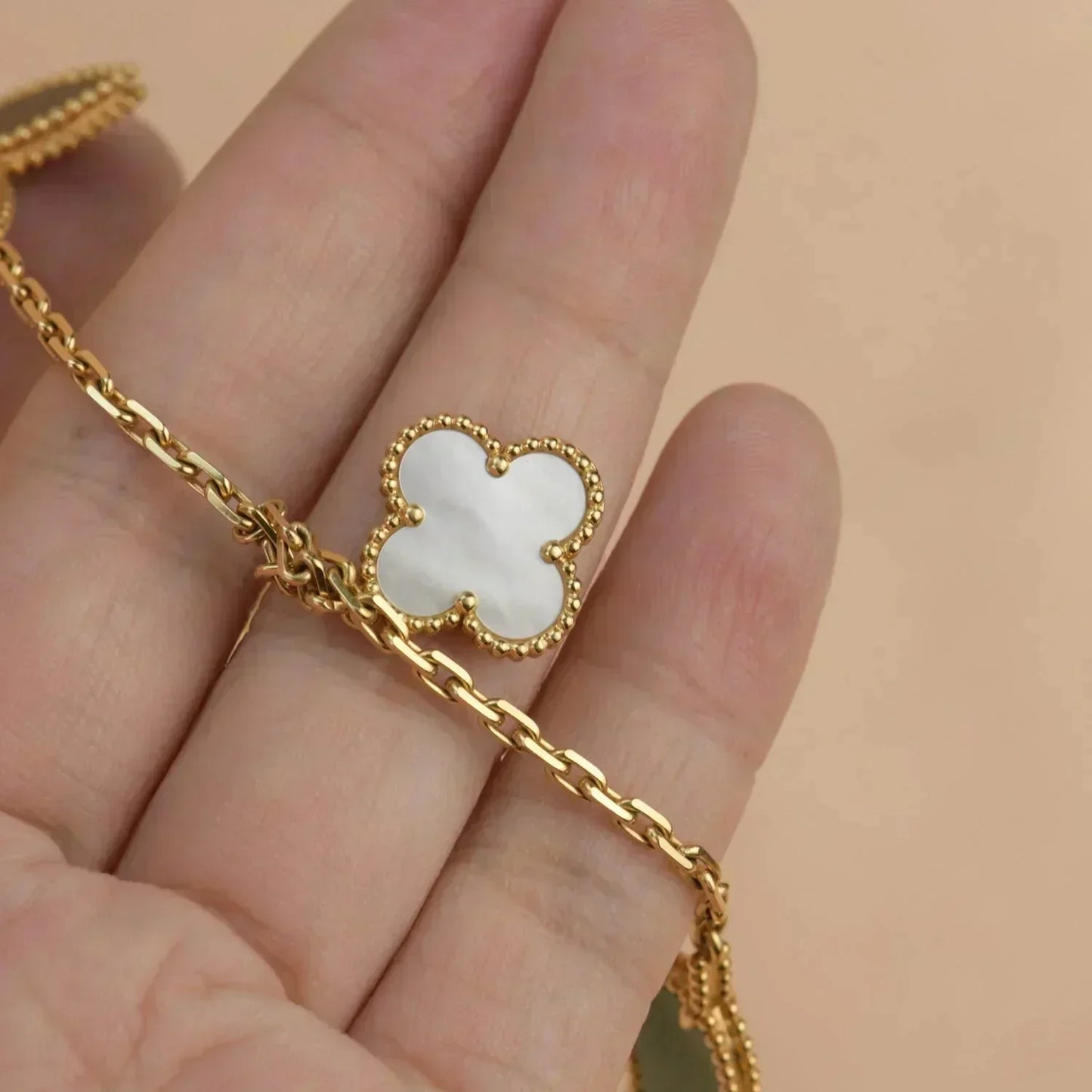 [GALE]LUCKY SPRING 5 MOTIF GOLD BRACELET