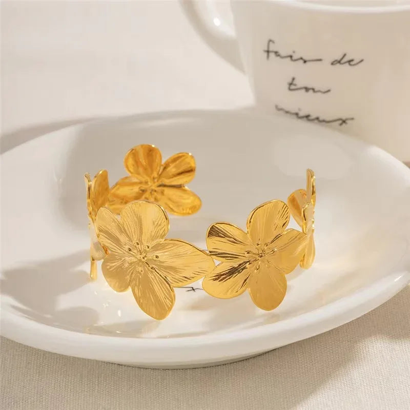 [GALE]Ophelie Gold Floral Bangle