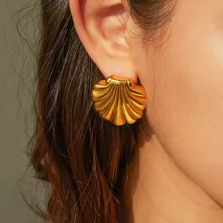 [GALE]Bayside Gold Seashell Earrings