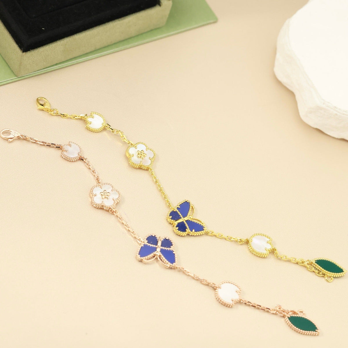 [GALE]LUCKY SPRING BUTTERFLY 5 MOTIF BRACELET