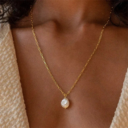 [GALE]Angelica Freshwater Pearl Necklace